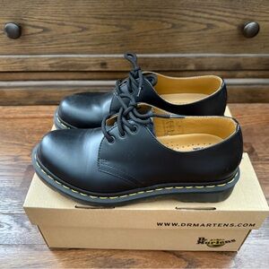 Dr. Martens 1461 Black Smooth Leather Oxford UK 5 US women 7